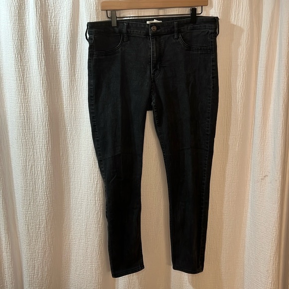 H&M Black Washed Stretchy Jeans - Picture 3 of 4